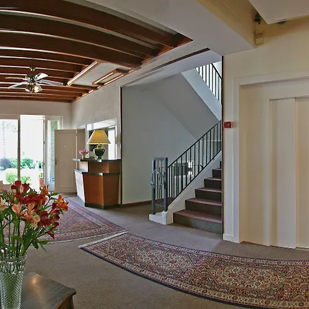 La Concorde Hotel 3*