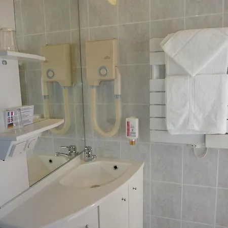 La Concorde Hotel 3*